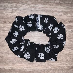 $7ea or 3/$15 Paw prints black hair Scrunchie new
